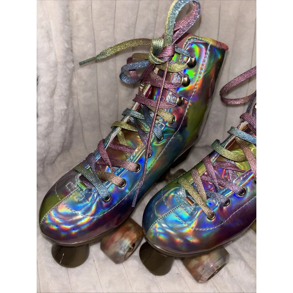 JajaHoho Holographic Roller Skates Quad Wheels Champagne Gold Youth Kids Size 4